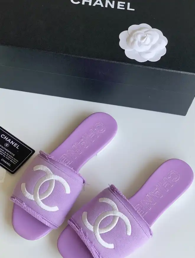 hype Chanel Slippers