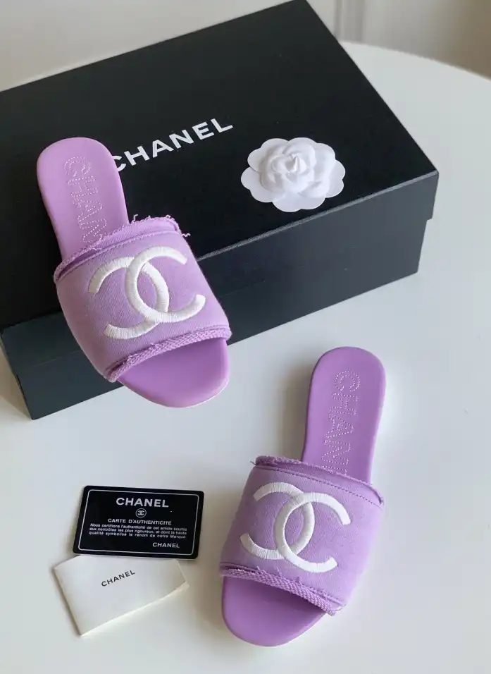 hype Chanel Slippers