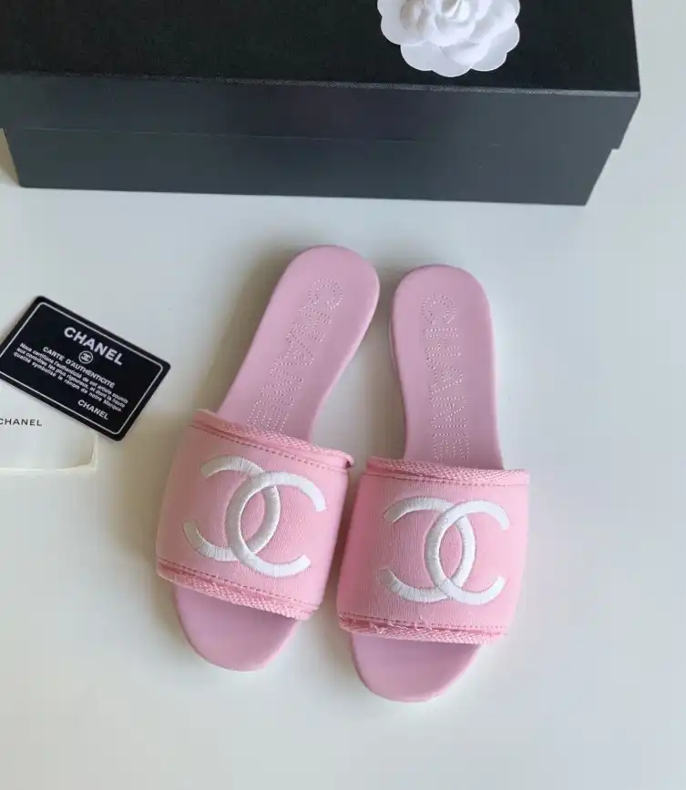 hype Chanel Slippers