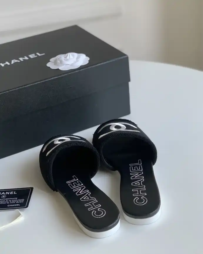 hype Chanel Slippers