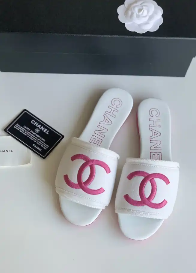 hype Chanel Slippers