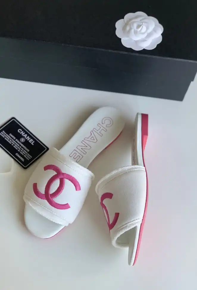 hype Chanel Slippers