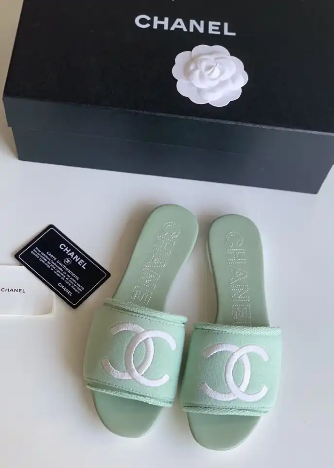 hype Chanel Slippers