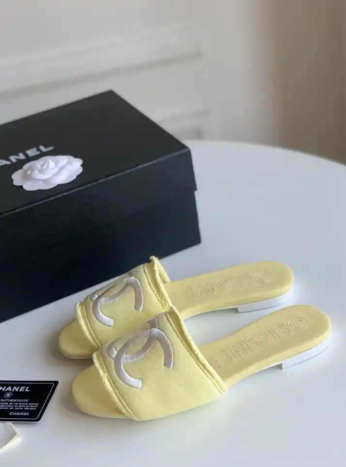 hype Chanel Slippers