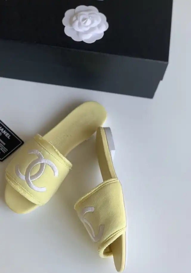 hype Chanel Slippers