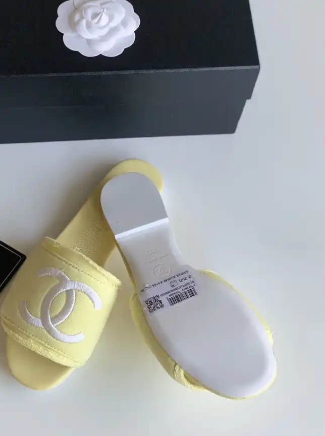 hype Chanel Slippers