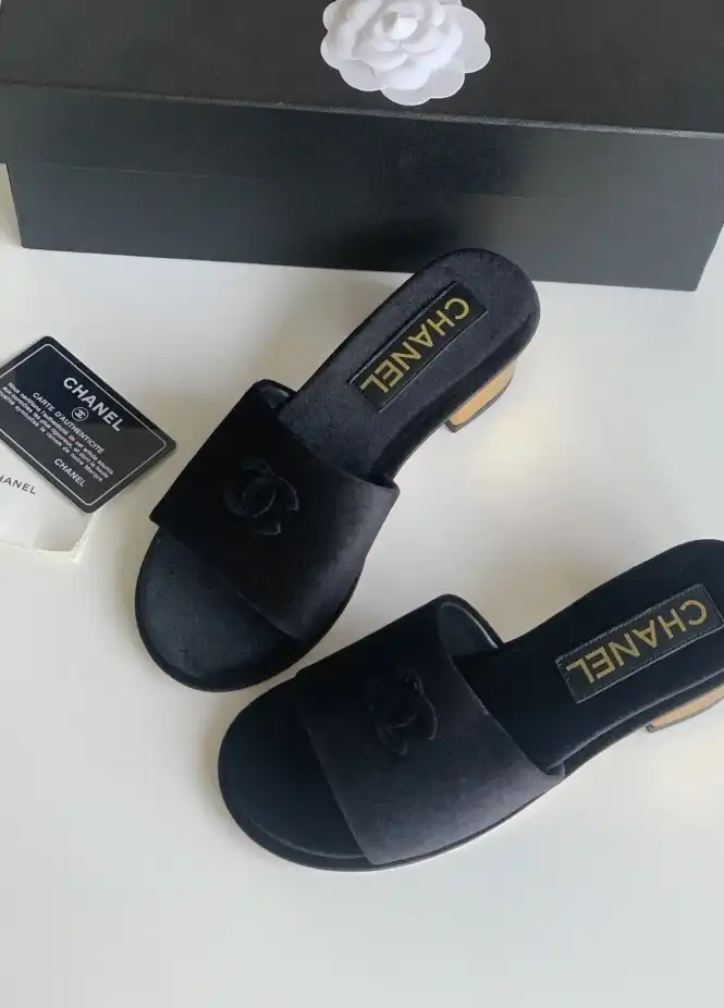 hype Chanel Slippers