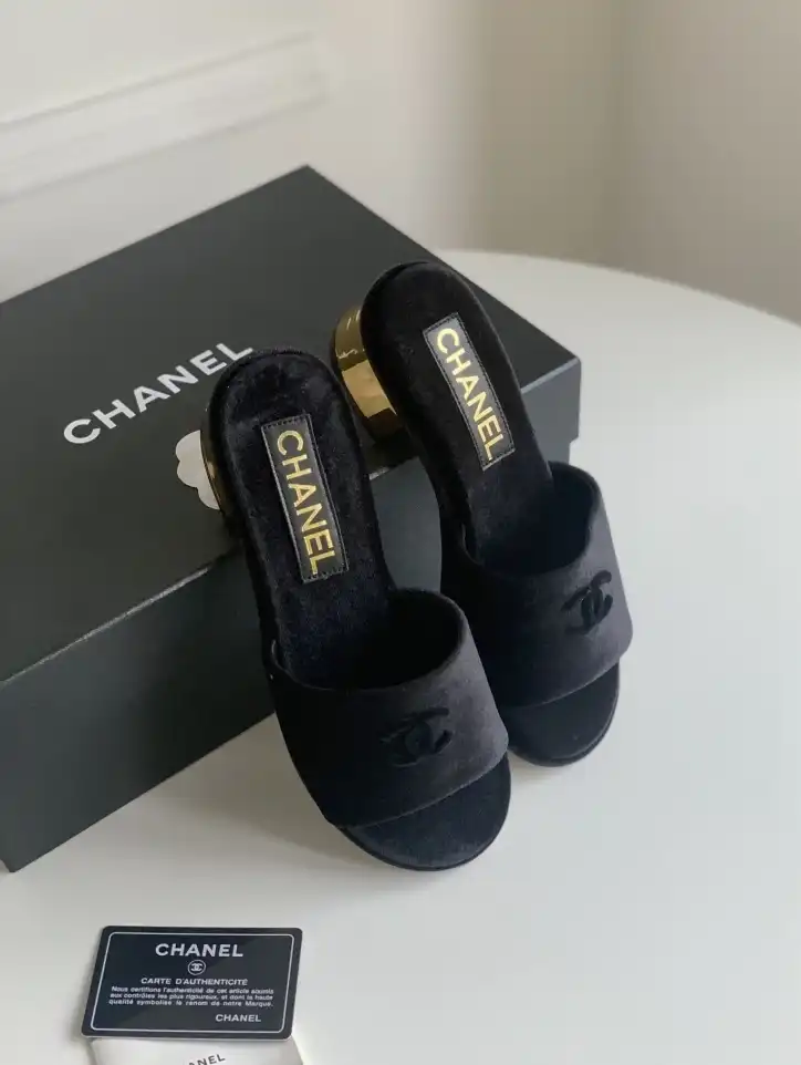 hype Chanel Slippers