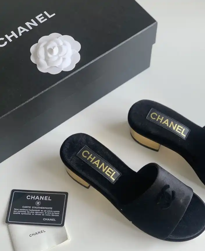 hype Chanel Slippers