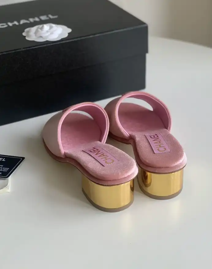 hype Chanel Slippers