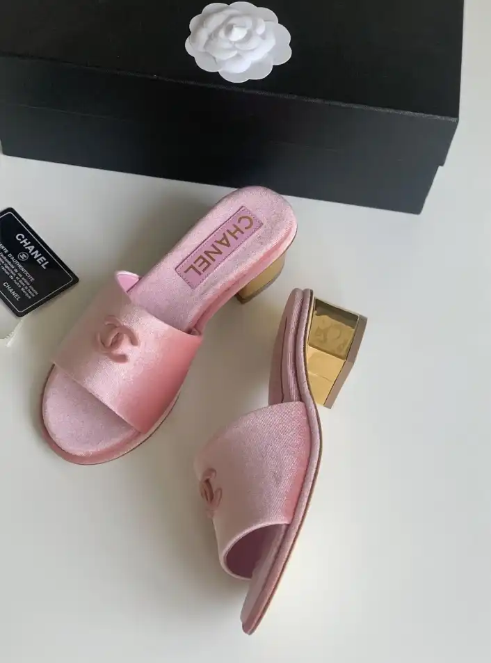 hype Chanel Slippers