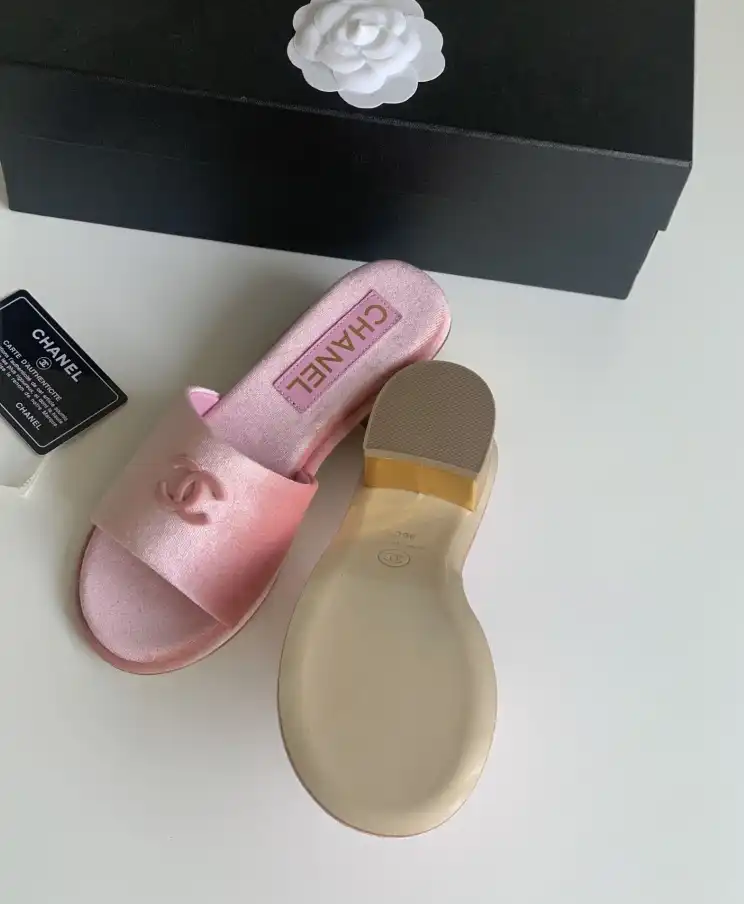 hype Chanel Slippers