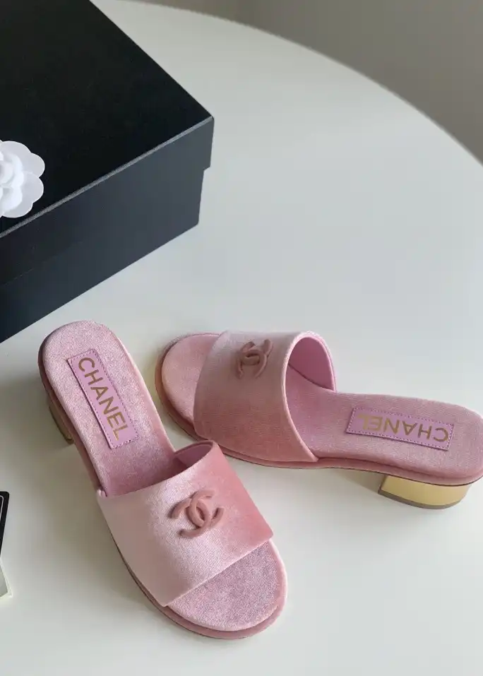 hype Chanel Slippers