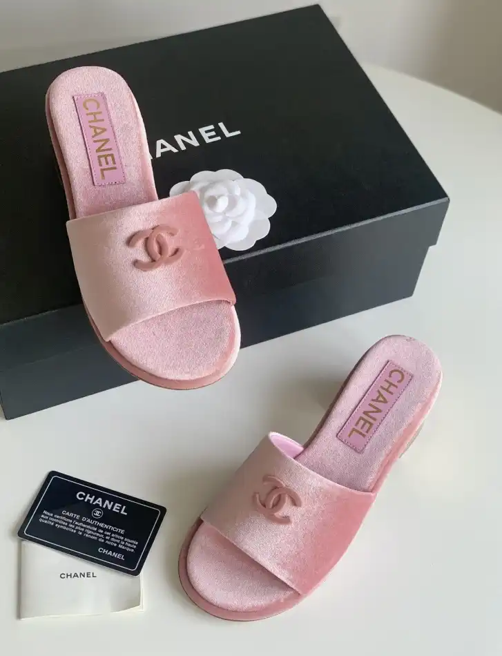 hype Chanel Slippers