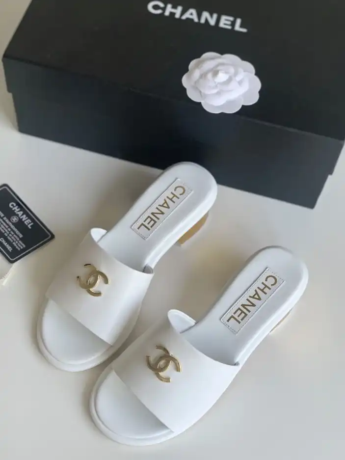 hype Chanel Slippers