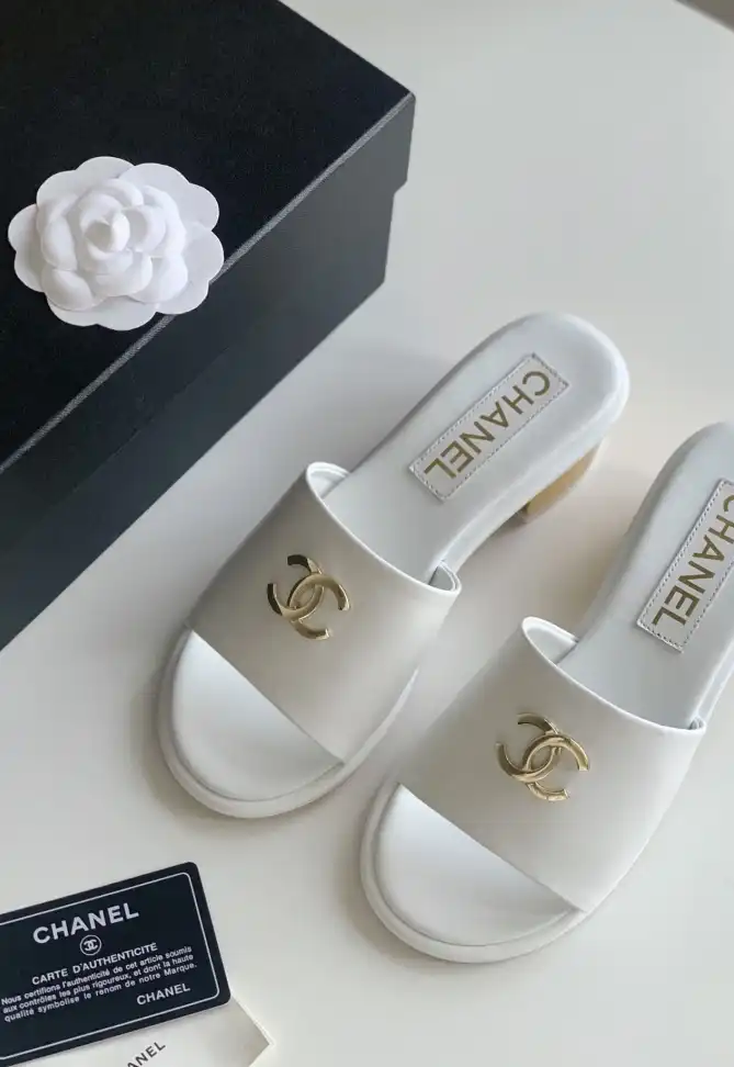 hype Chanel Slippers