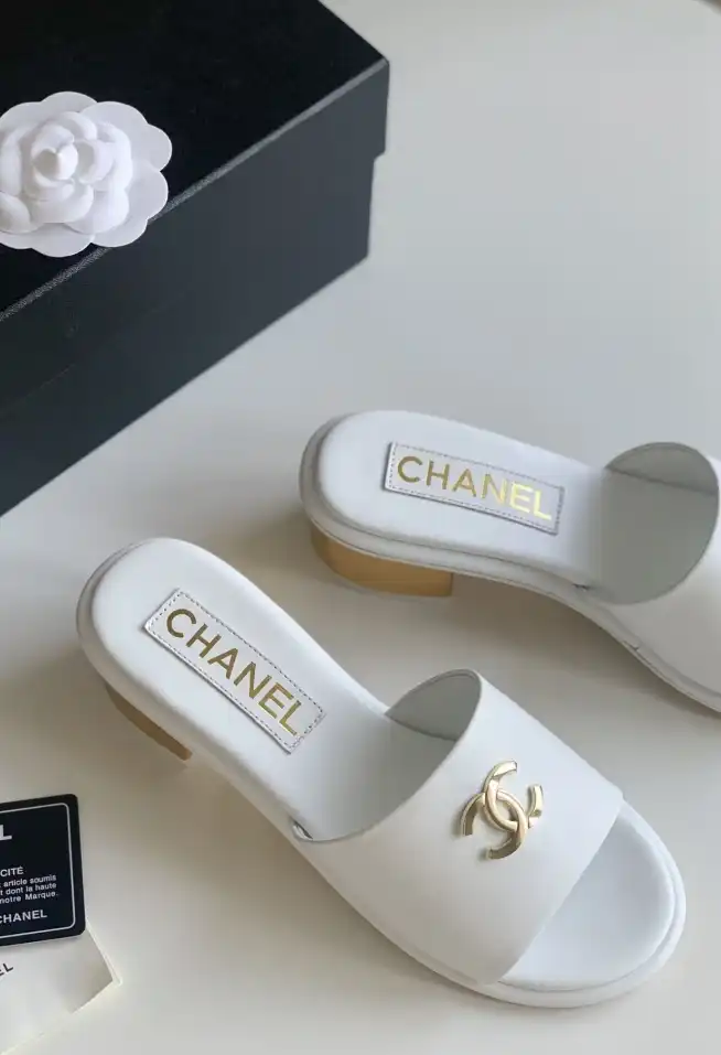 hype Chanel Slippers