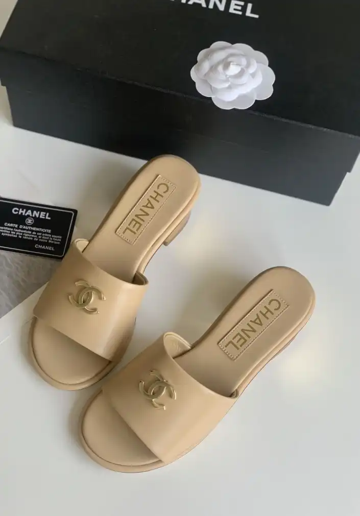 hype Chanel Slippers