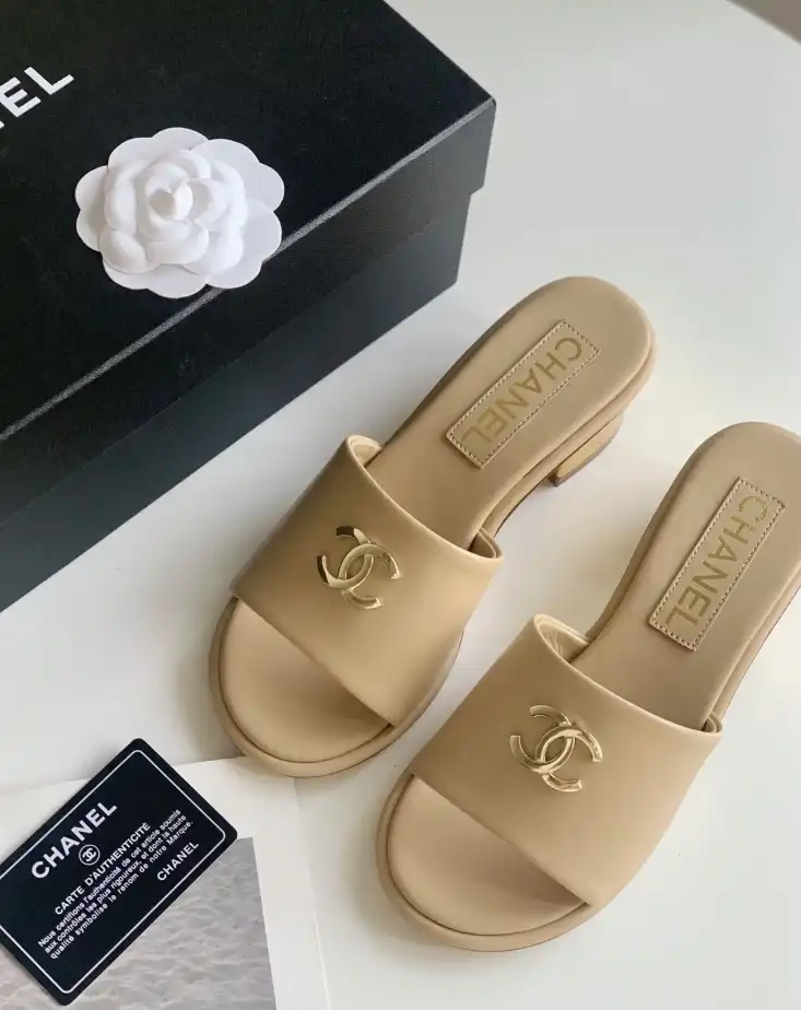 hype Chanel Slippers