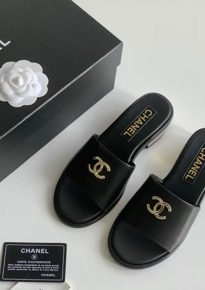 hype Chanel Slippers