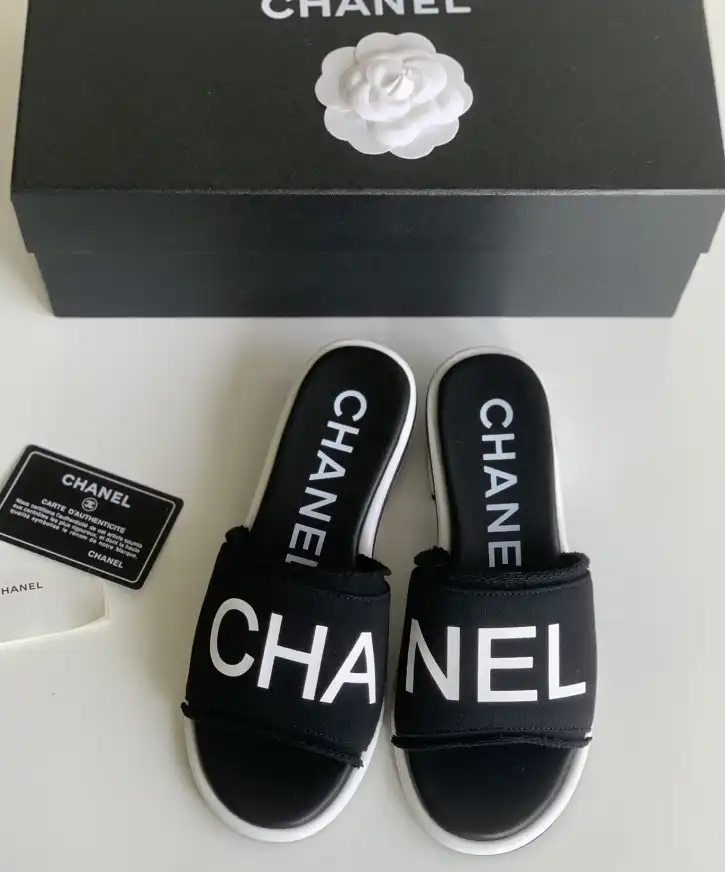 hype Chanel Slippers