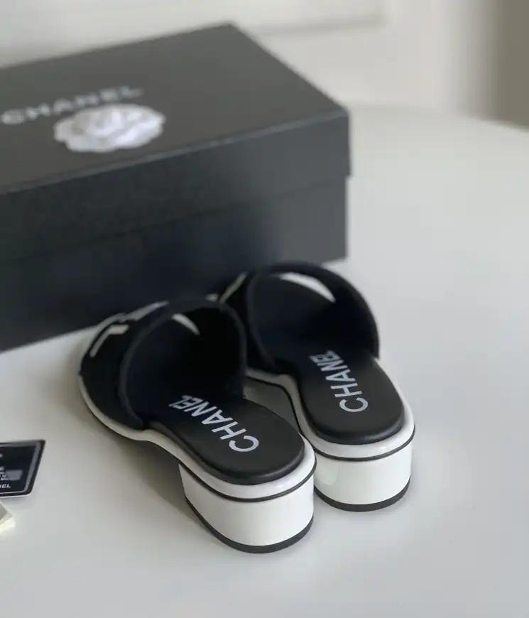 hype Chanel Slippers