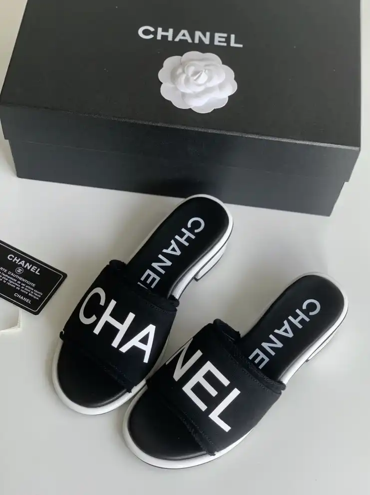 hype Chanel Slippers