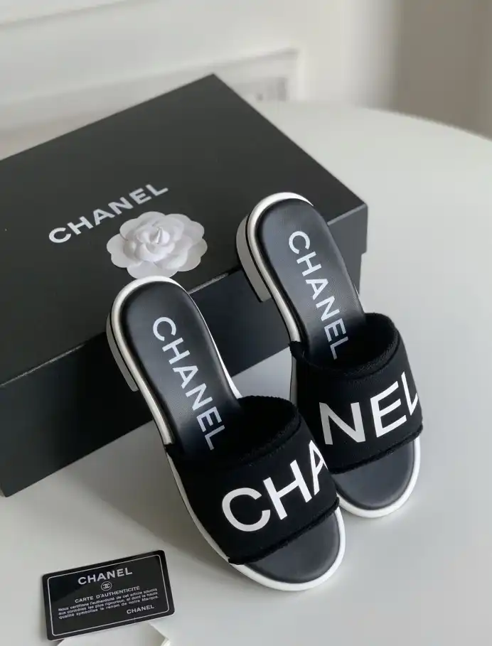 hype Chanel Slippers