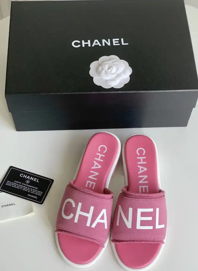 hype Chanel Slippers