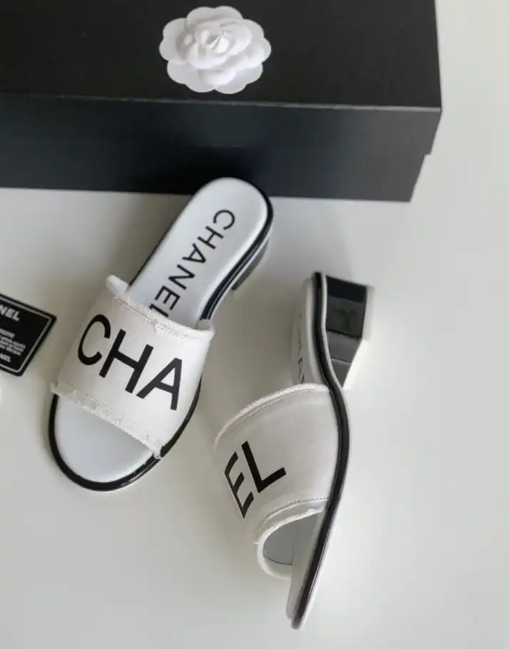 hype Chanel Slippers