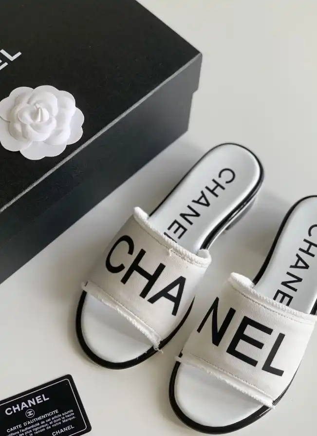 hype Chanel Slippers