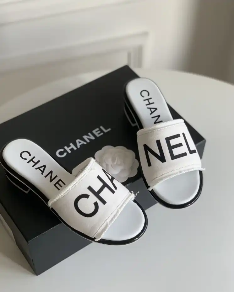 hype Chanel Slippers