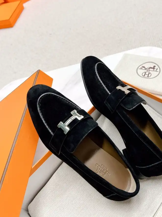 hype Hermes Leather Shoes