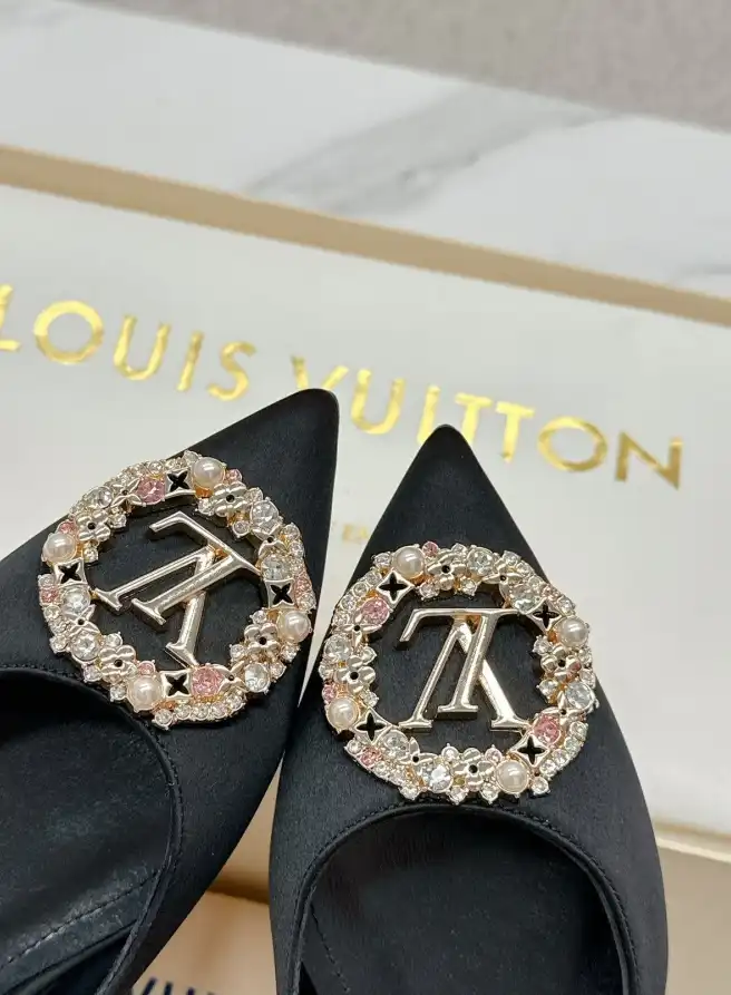 hype LV flat shoes