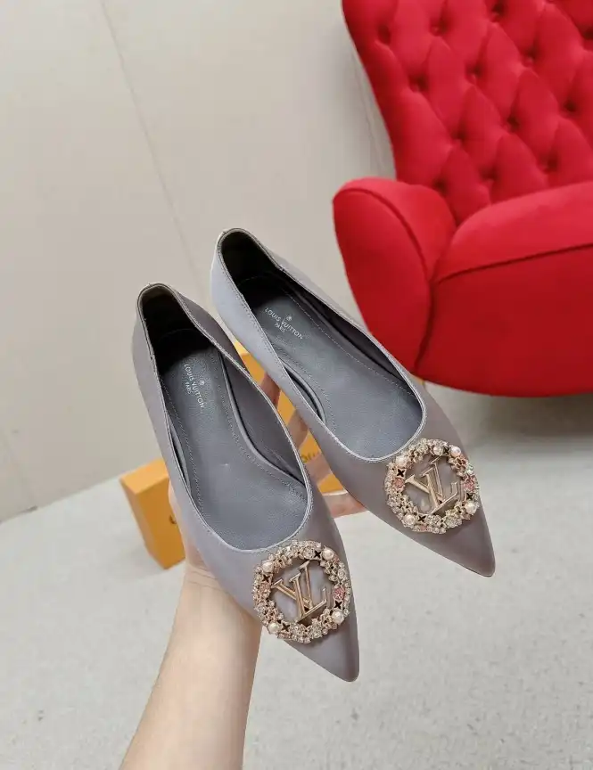 hype LV flat shoes