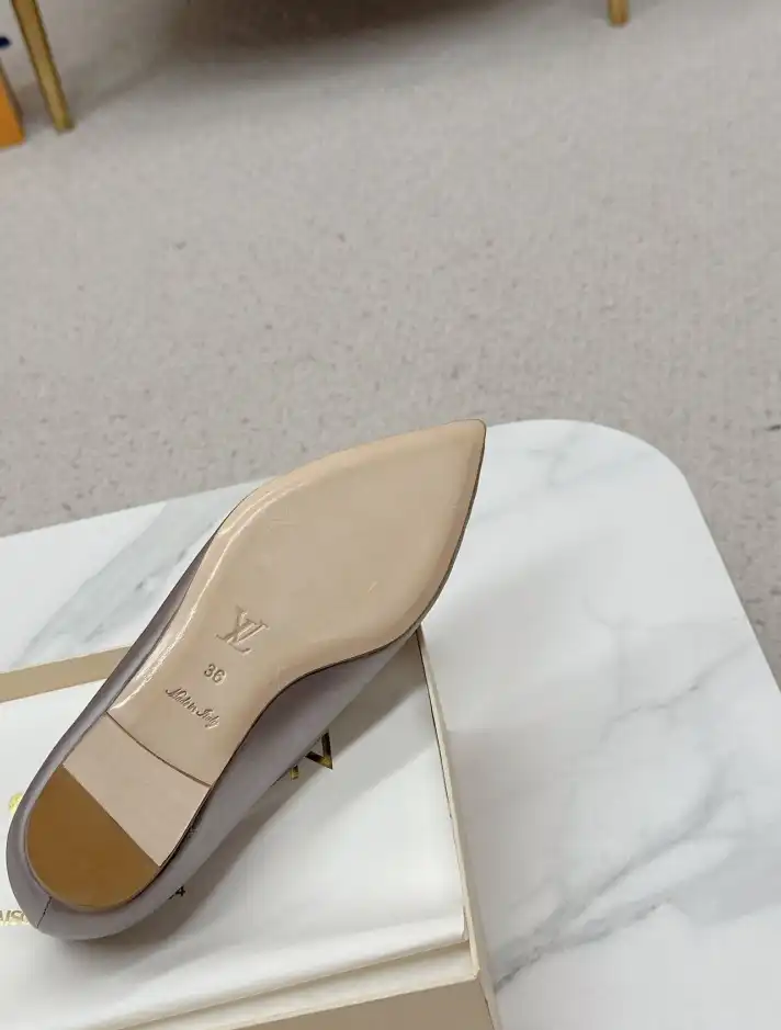 hype LV flat shoes