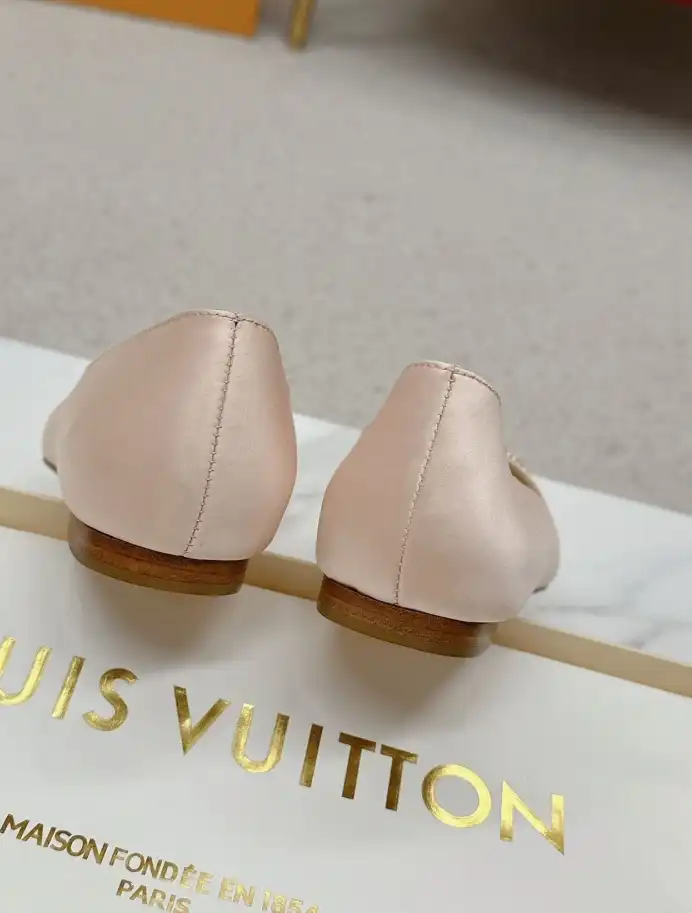 hype LV flat shoes