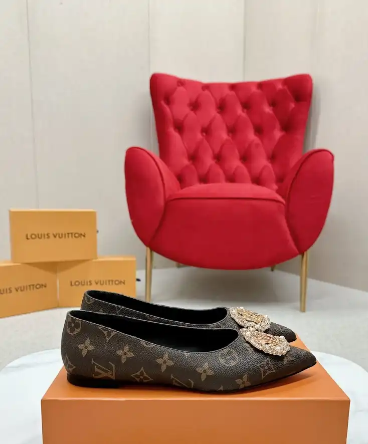 hype LV flat shoes