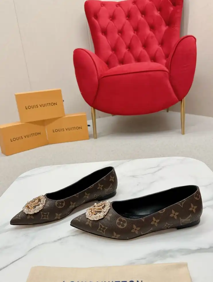 hype LV flat shoes