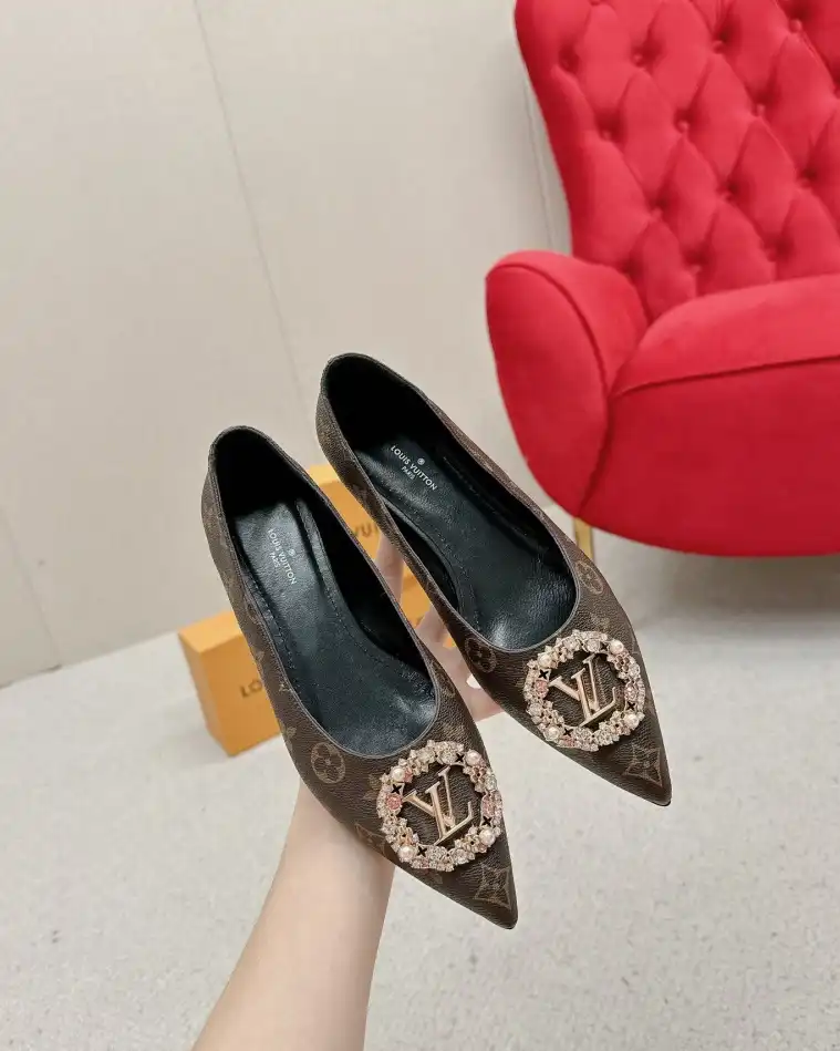 hype LV flat shoes