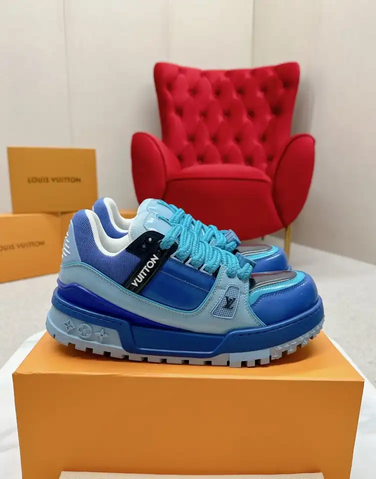 hype Louis Vuitton Sneakers