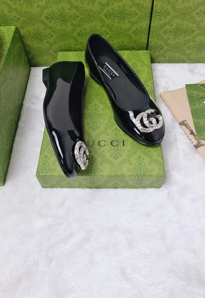 hype Gucci Flat Shoes