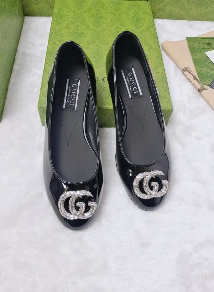 hype Gucci Flat Shoes