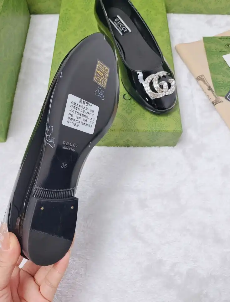 hype Gucci Flat Shoes