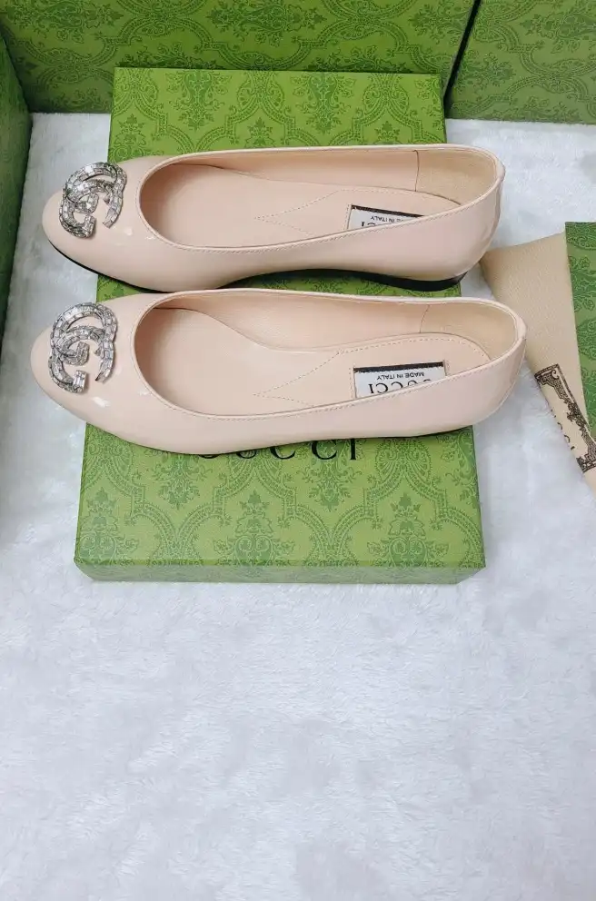 hype Gucci Flat Shoes