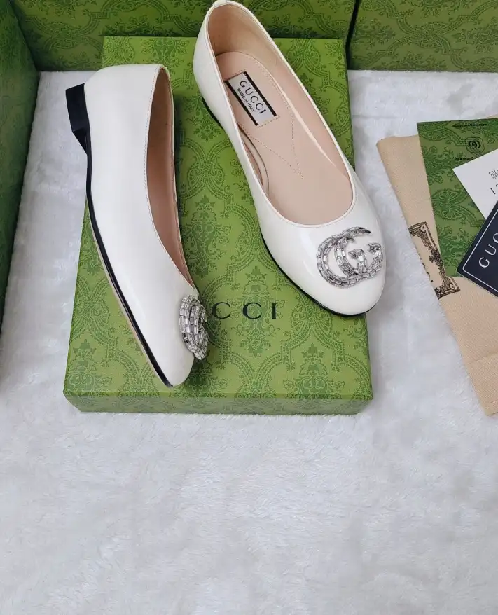 hype Gucci Flat Shoes