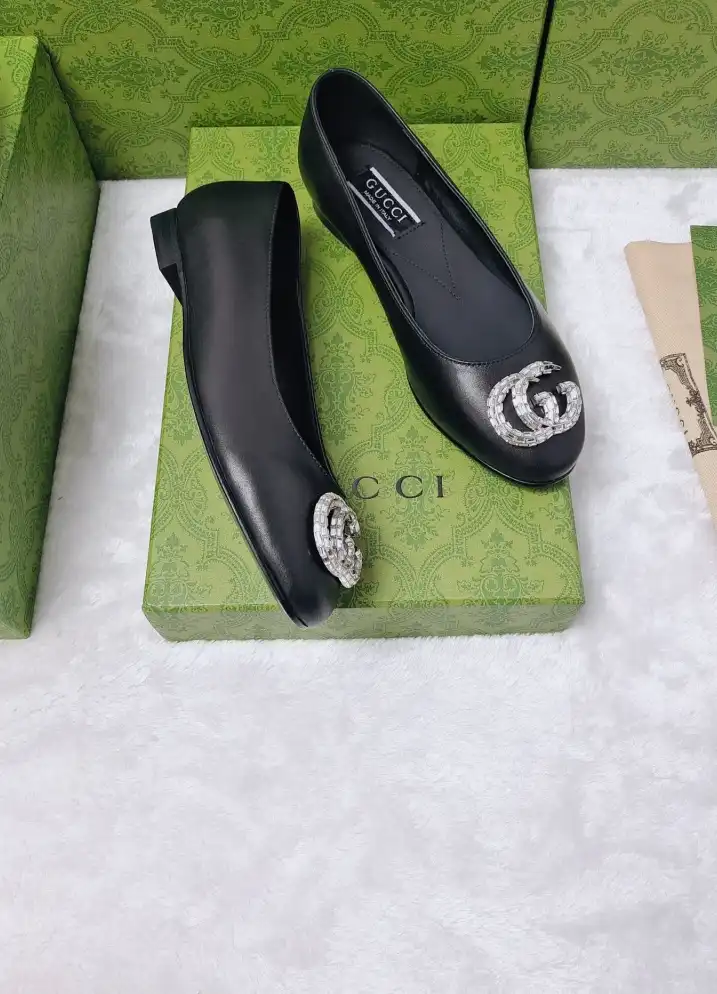 hype Gucci Flat Shoes