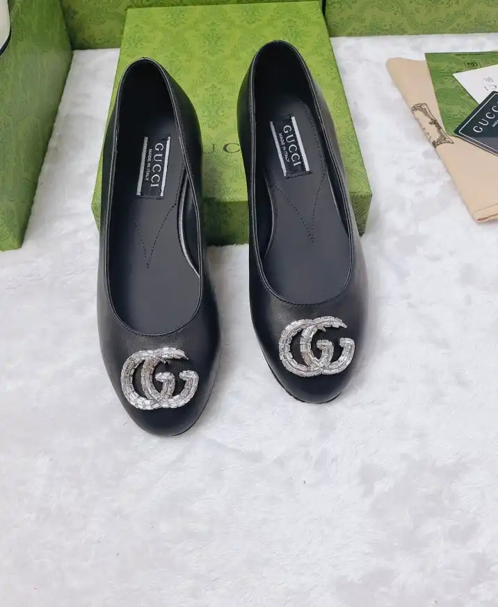 hype Gucci Flat Shoes