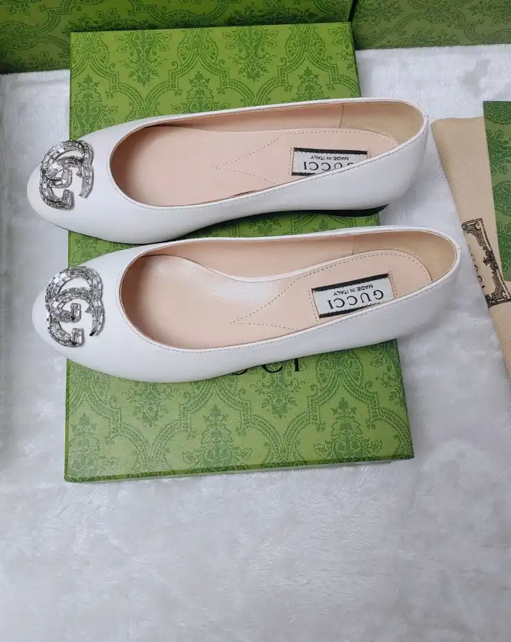 hype Gucci Flat Shoes