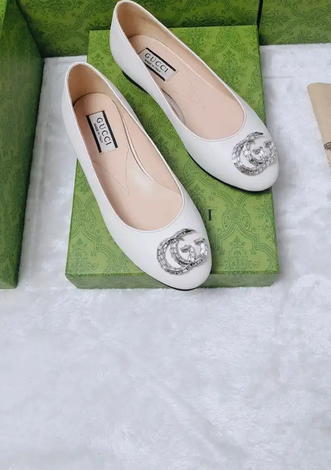 hype Gucci Flat Shoes